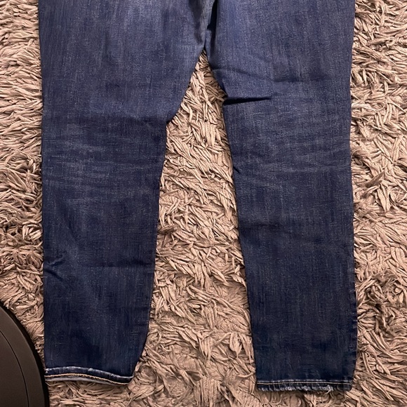 Distressed AE Ankle Jeans - Picture 4 of 8
